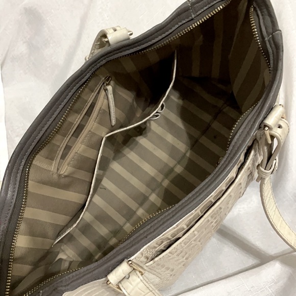 Brahmin - Picture 7 of 11